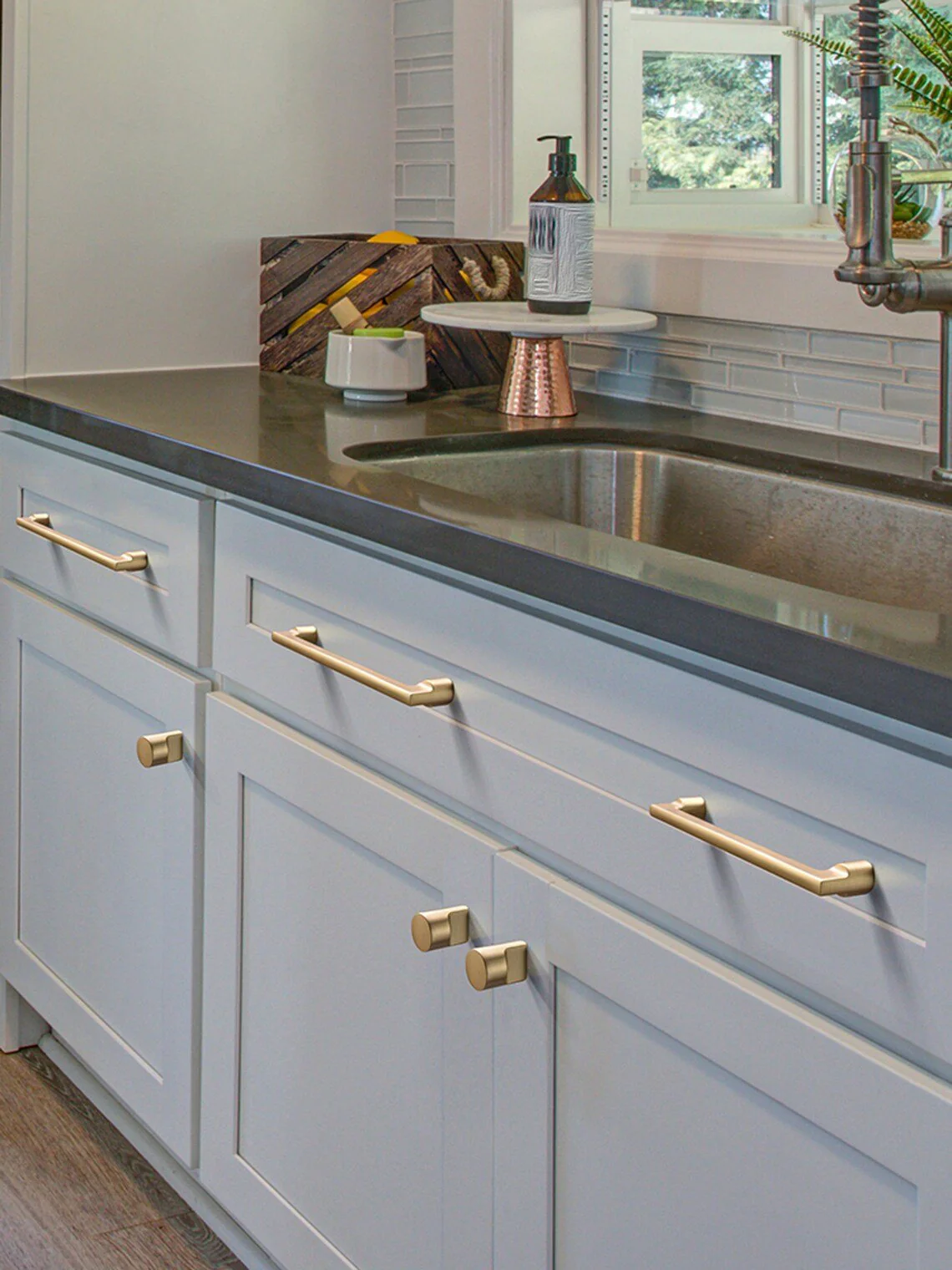Handle 3703 - Image 7